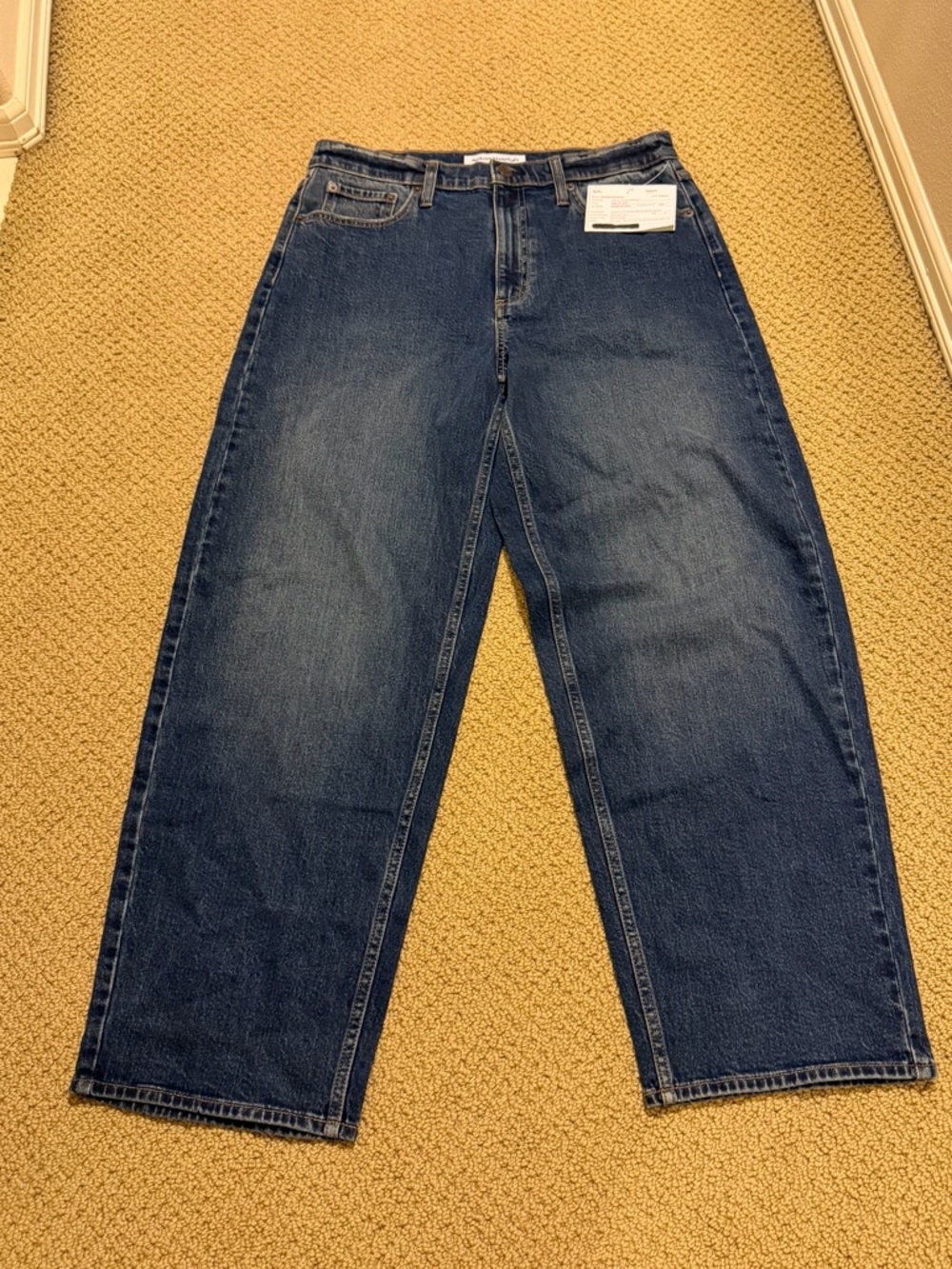 Amazon Essentials Women's Low Stretch High Rise Barrel Leg Jeans (Women’s 10)
